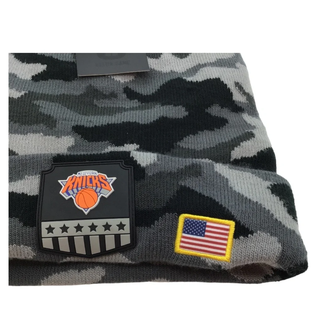 NBA New York Knicks Beanie (NWT) (Size: OSFM) - Picture 6 of 6